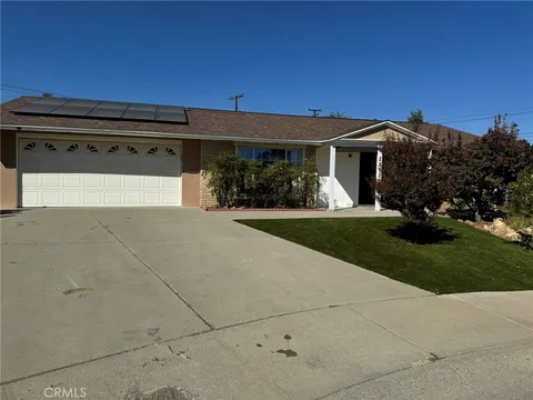 28520 Skokie Court, Menifee, CA 92586