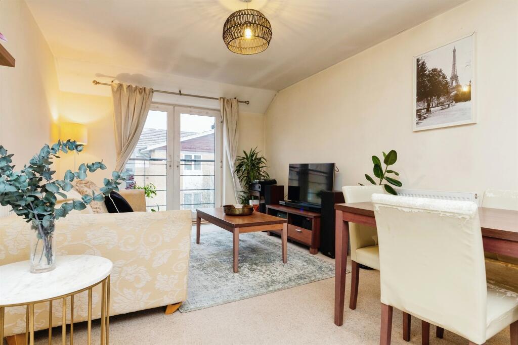 Additional image 16 of Eddington Crescent, WELWYN GARDEN CITY