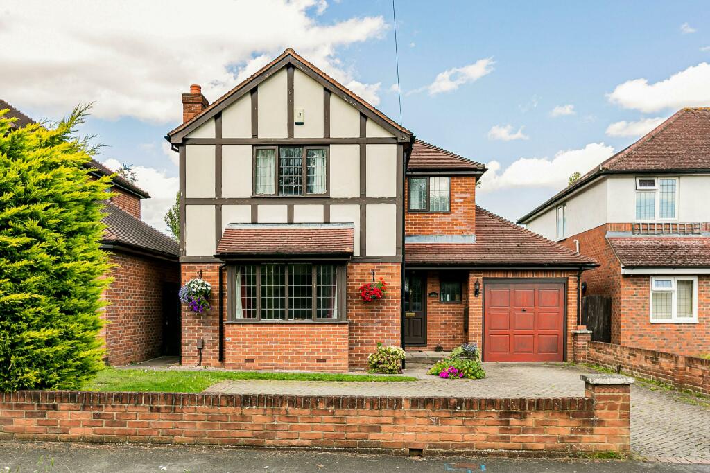 Additional image 19 of Laburnum Grove, Chiswell Green, AL2