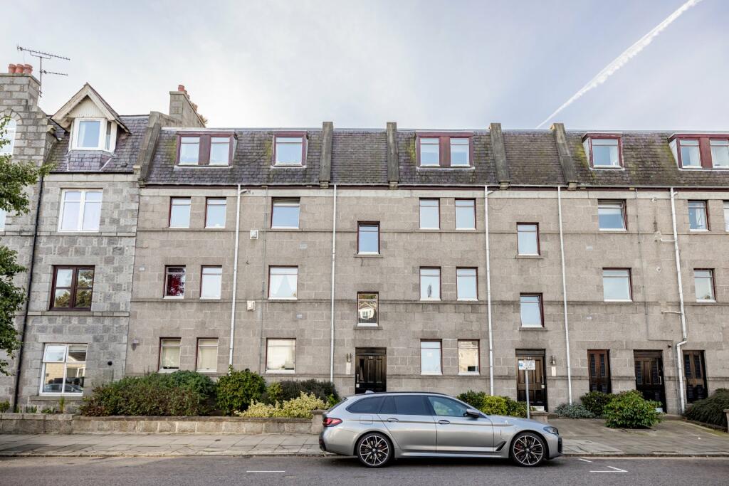 Whitehall Place, Aberdeen, Aberdeenshire, AB25