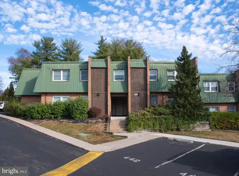 502 Meadowview Lane Unit 502, Mont Clare, PA 19453