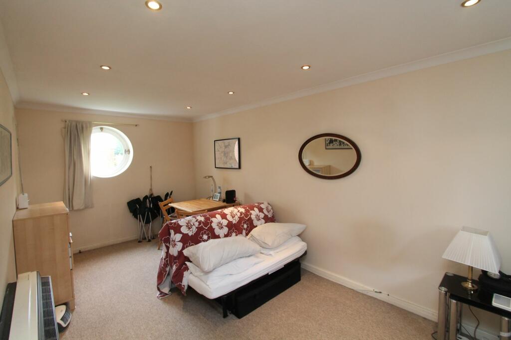 Additional image 5 of Walsingham Close, Hatfield, AL10