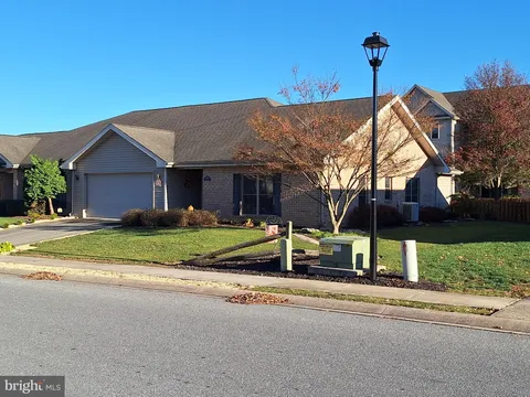 Primary image of 1904 Powell Drive Unit 190, Chambersburg, PA 17202