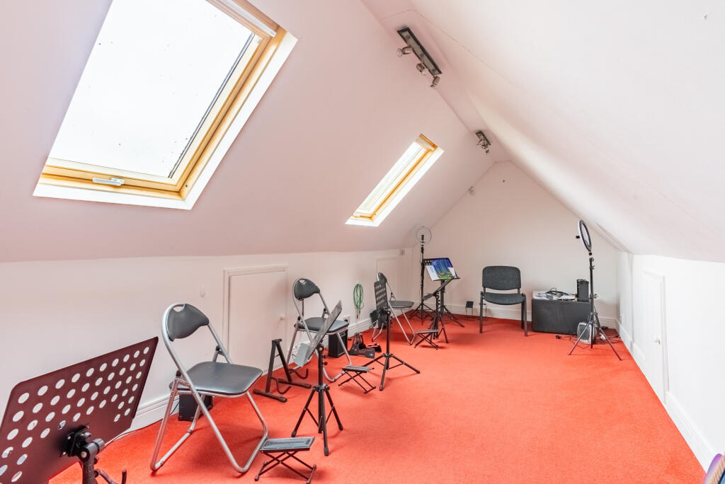 Additional image 14 of Collyer Road, London Colney, St. Albans, Hertfordshire, AL2