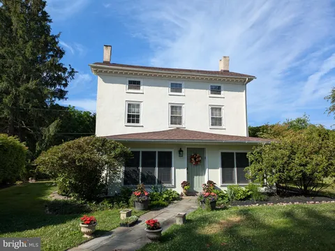 2575 Aquetong Road, New Hope, PA 18938