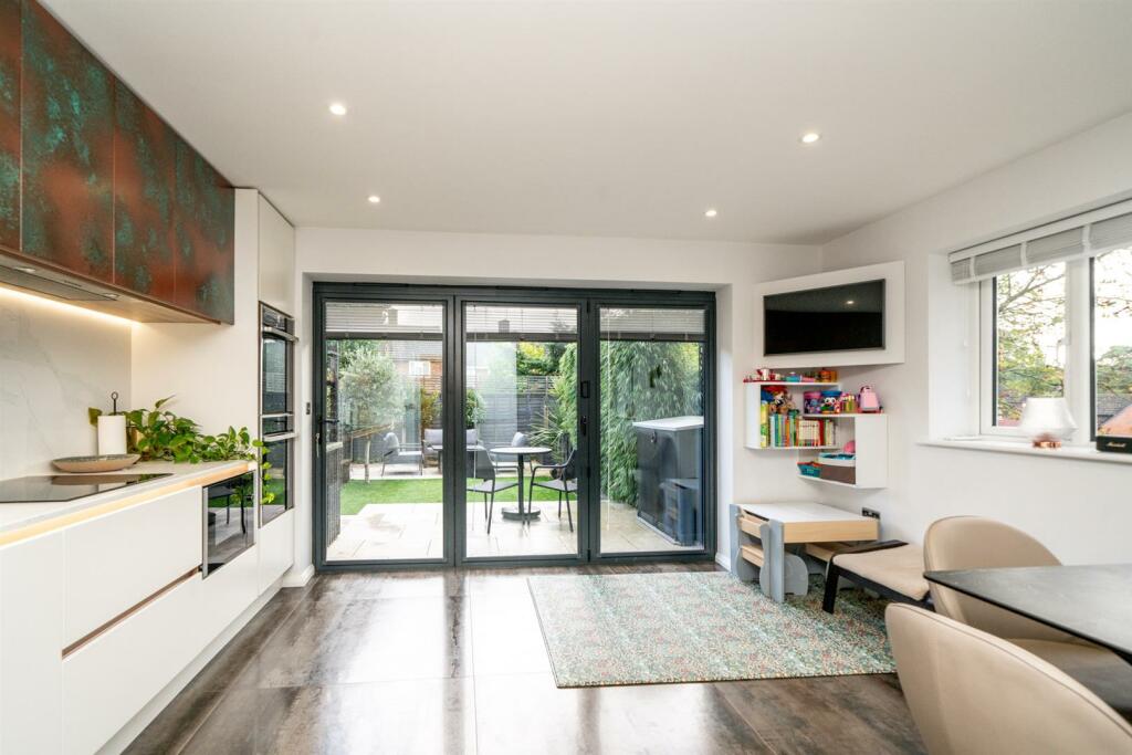 Additional image 9 of Tennyson Road, St. Albans