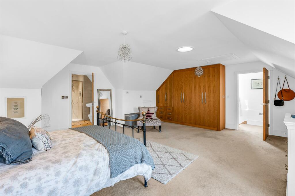 Additional image 14 of Sevenacres, Tewin