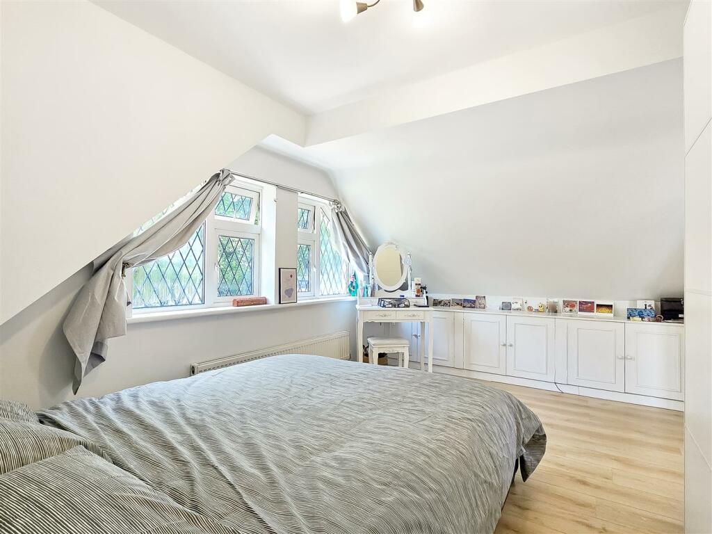 Additional image 13 of The Gardens, Brookmans Park