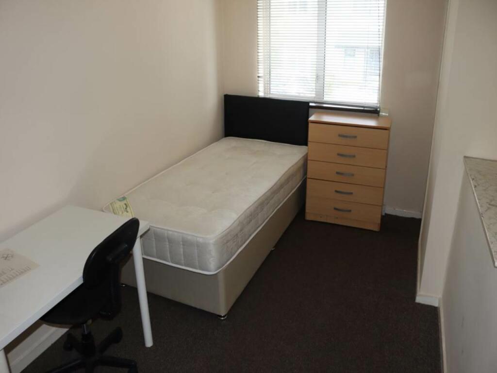 Additional image 7 of Furzen Crescent, Hatfield, Hertfordshire