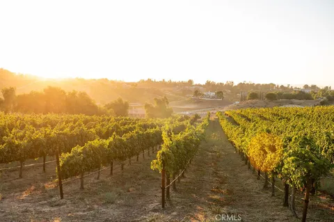 38330 De Portola Road, Temecula, CA 92592