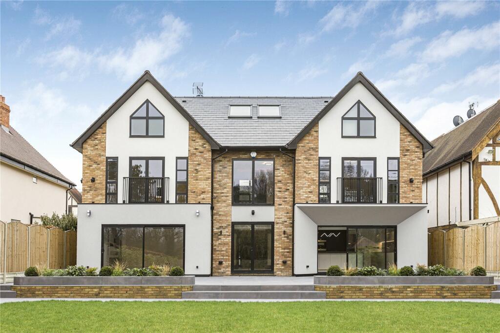 Additional image 15 of Brookmans Avenue, Brookmans Park, Hertfordshire, AL9