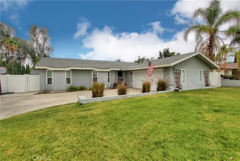 1203 E Highland Avenue, Redlands, CA 92374
