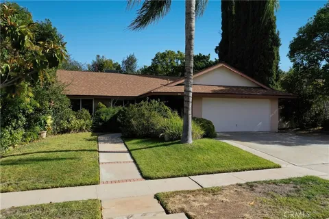 501 Norwood St, Redlands, CA 92373