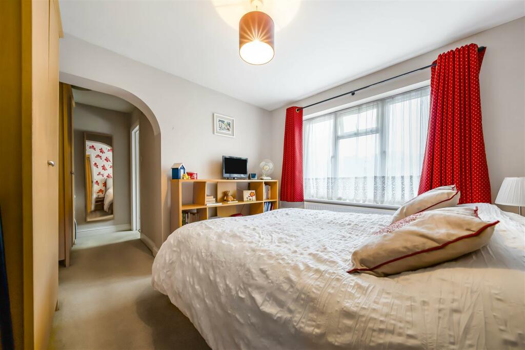 Additional image 6 of South Riding, Bricket Wood, St. Albans