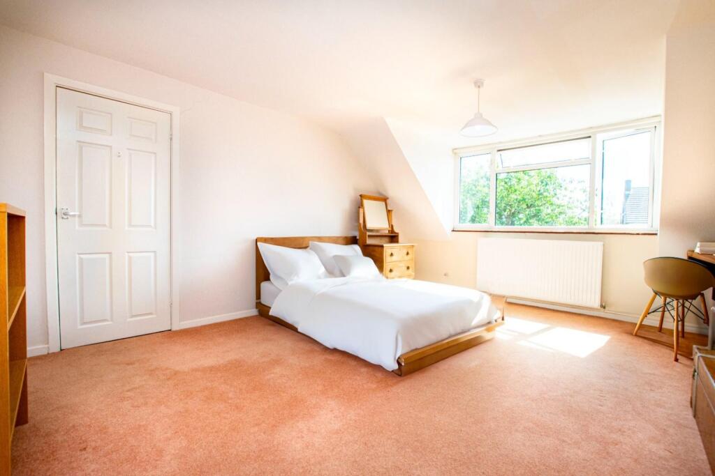 Additional image 14 of Warren Way, Welwyn, Hertfordshire, AL6