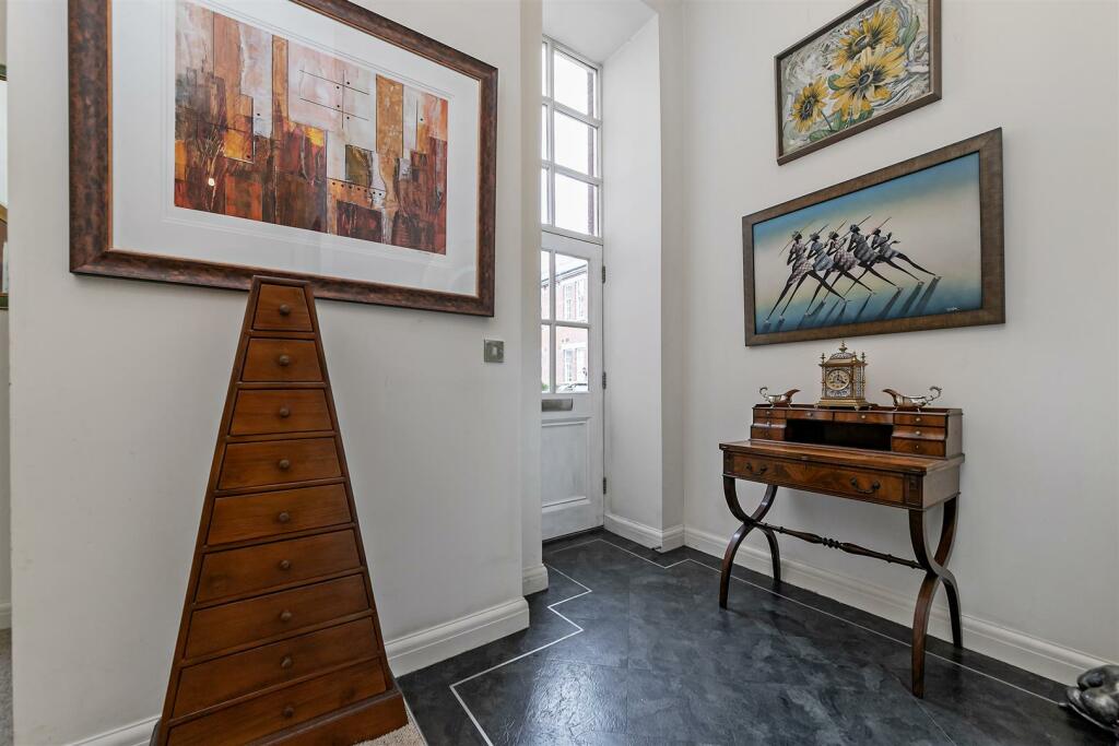 Additional image 9 of Great Leys Court, Beningfield Drive, London Colney, St. Albans