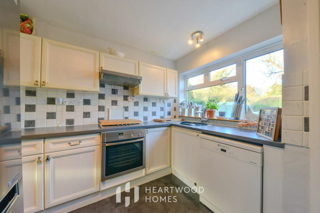 Additional image 10 of Napsbury Lane, St. Albans, AL1 1DU