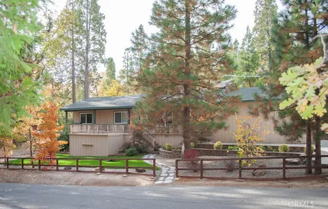 54648 Willow Cove Cv, Bass Lake, CA 93604