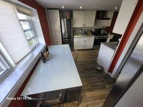 Additional image 3 of 293 Welland St