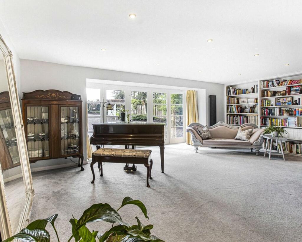 Additional image 9 of Orchard Road, Tewin, Welwyn, AL6