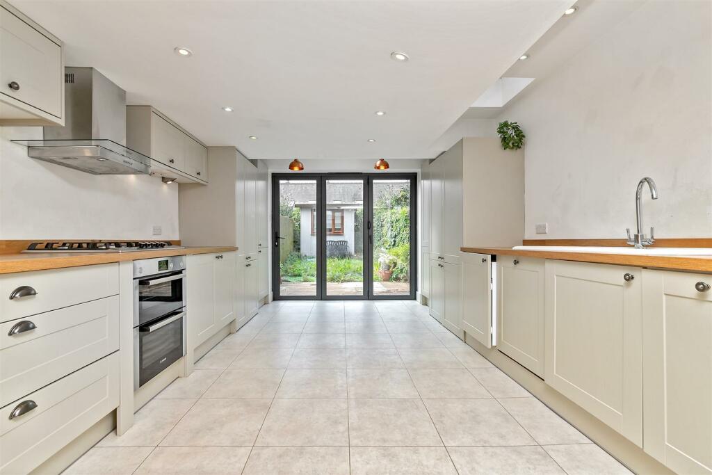 Additional image 28 of Cavendish Road, St. Albans