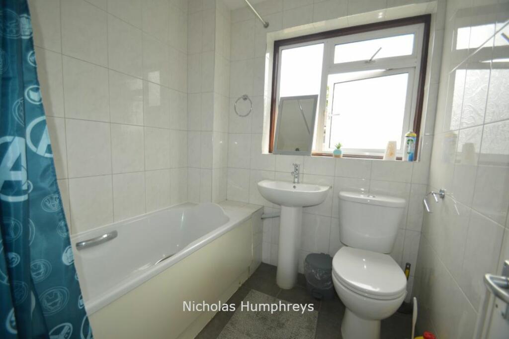 Additional image 10 of Link Walk