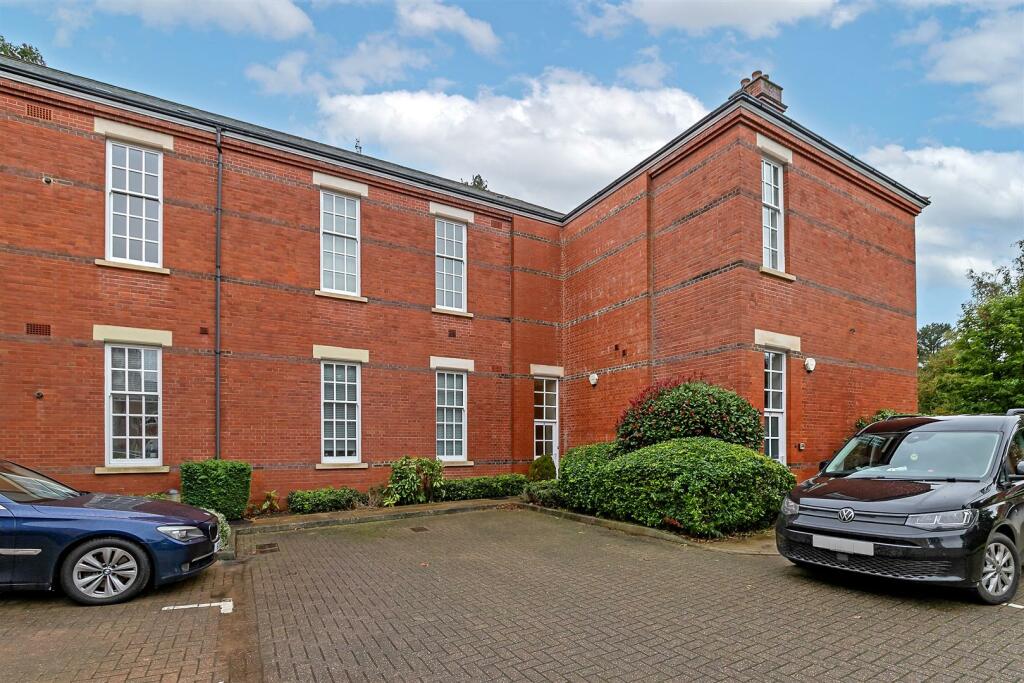 Additional image 31 of Great Leys Court, Beningfield Drive, London Colney, St. Albans