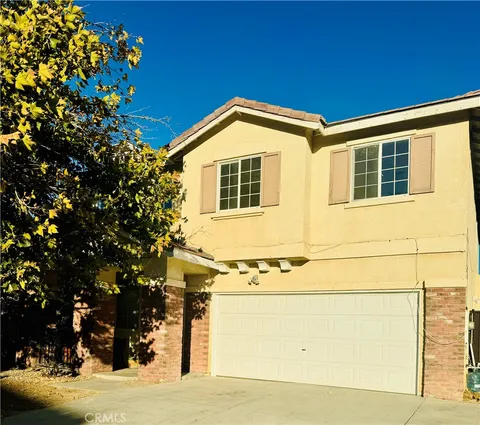 45764 Victoria Avenue, Lancaster, CA 93534