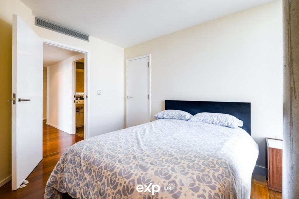 Additional image 9 of Beetham Tower, 10 Holloway Circus Queensway, Birmingham, B1 1BY