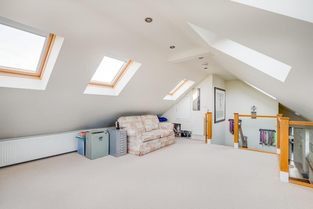 Additional image 20 of Burnham Close, Welwyn, Hertfordshire, AL6