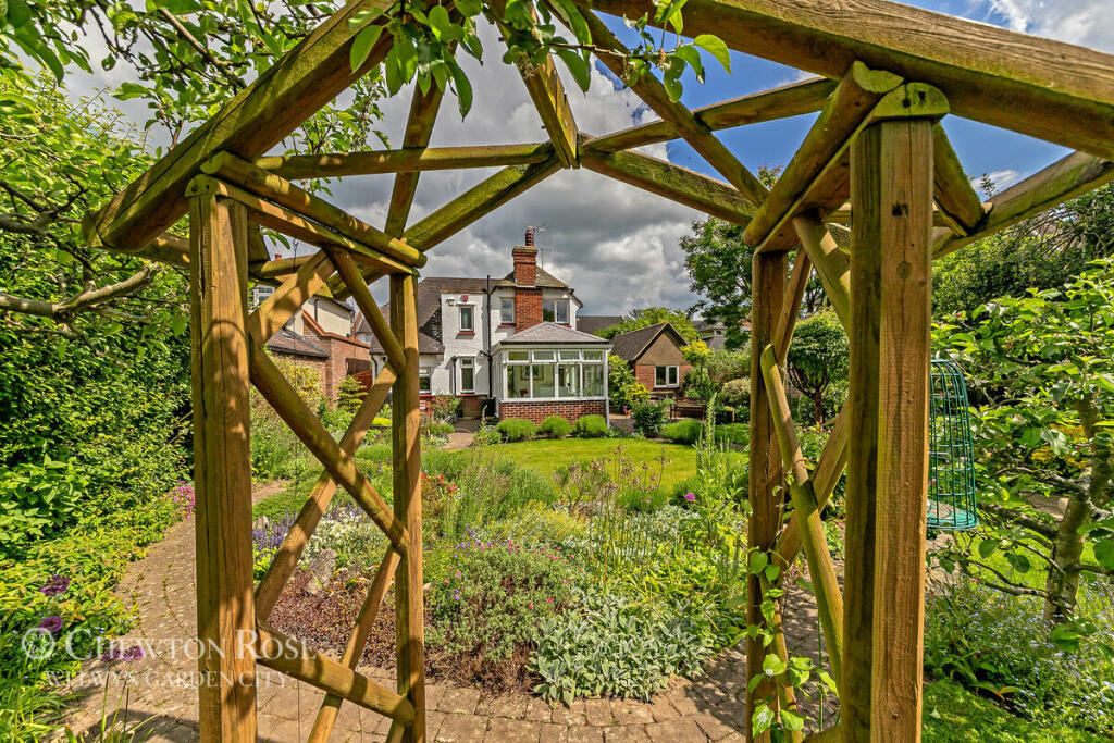 Additional image 15 of Endymion Road, Hatfield