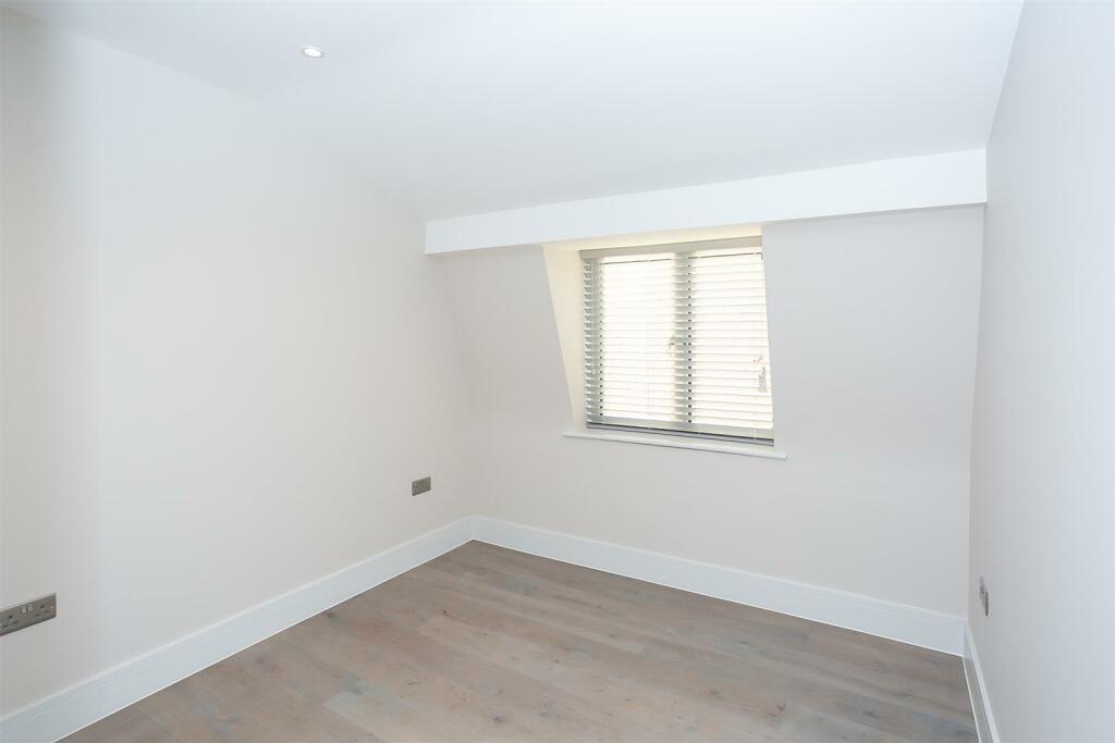 Additional image 10 of New Road, Welwyn Garden City