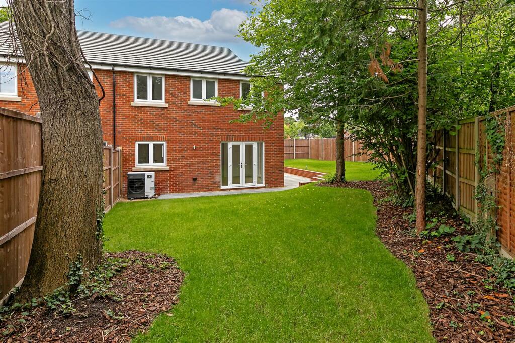 Additional image 17 of Oakwood Road, Bricket Wood, St. Albans