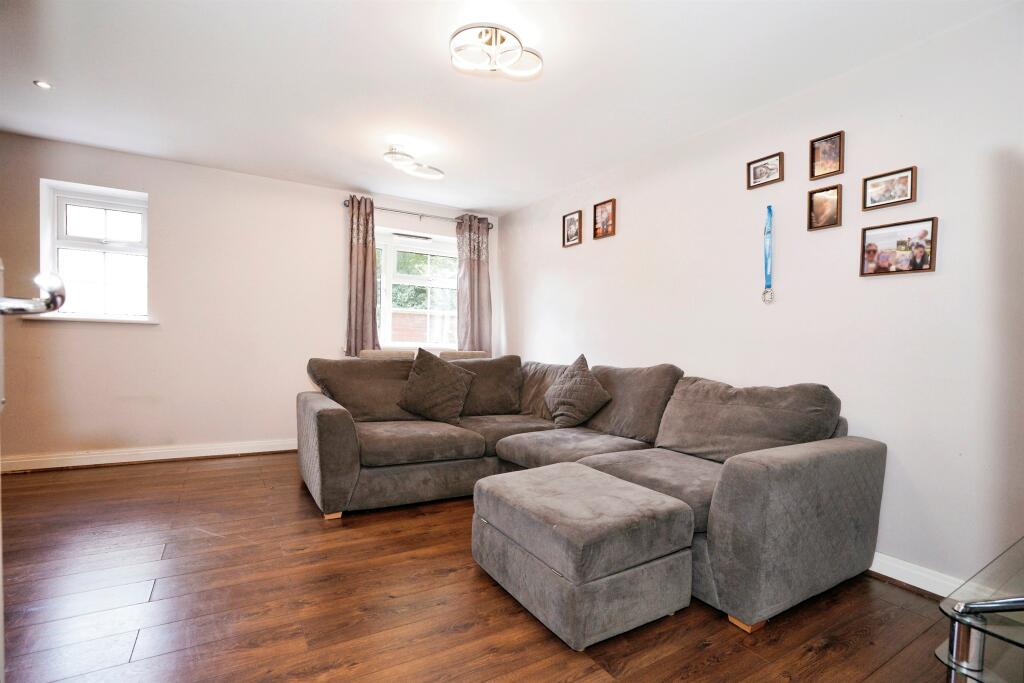 Additional image 5 of Millstone Way, Harpenden