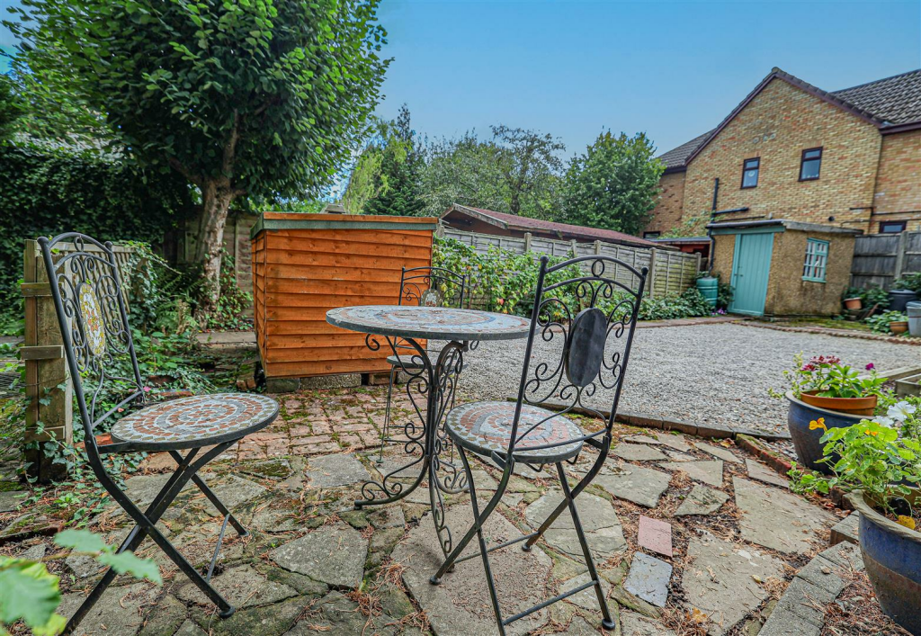 Additional image 26 of Luton Road, Harpenden, AL5