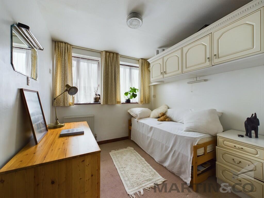 Additional image 15 of St Leonards Crescent, Sandridge, St Albans