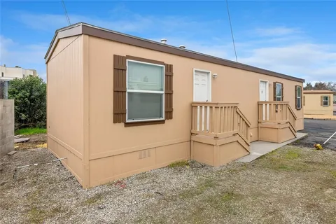 1719 W Olive Avenue W Unit 31, Fresno, CA 93728