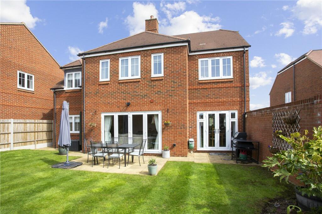 Additional image 21 of Mortimer Crescent, Kings Park, St. Albans, Hertfordshire