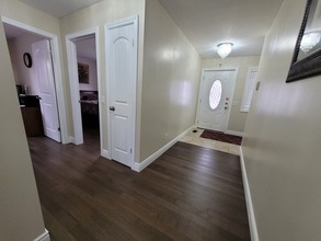 Additional image 3 of 3 Morton Ave