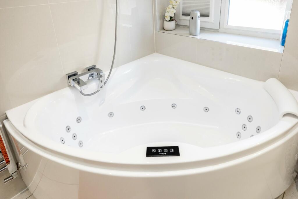 Additional image 23 of Cairn Road, Bieldside, Aberdeen, AB15