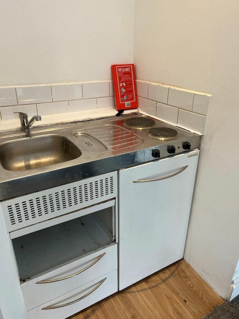 Additional image 4 of 33 Harrison Rd