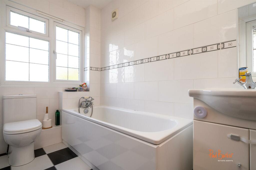 Additional image 22 of Waverley Road, St. Albans