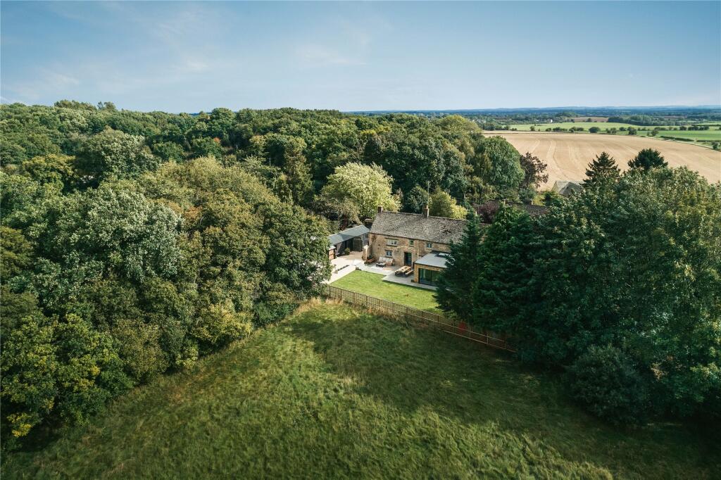 Primary image of Whiteoak Green, Hailey, Witney, Oxfordshire, OX29