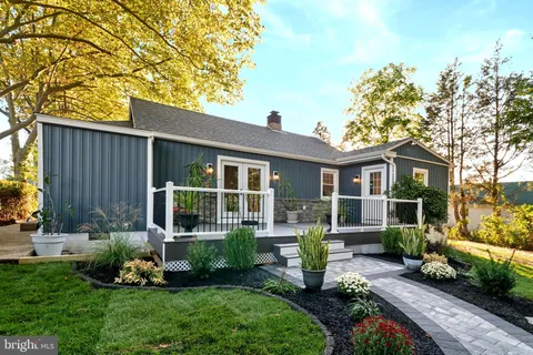 Primary image of 2018 Scott Street, Feasterville Trevose, PA 19053