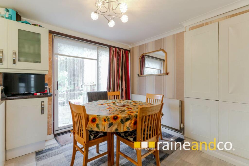 Additional image 8 of Bishops Rise, Hatfield