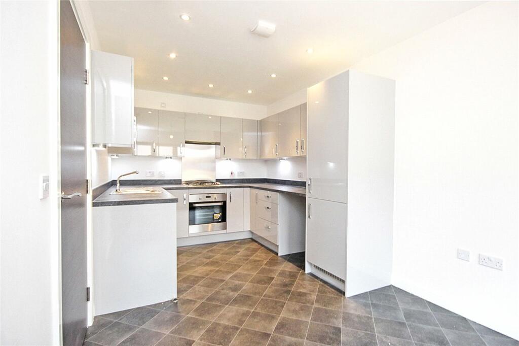 Additional image 4 of Queens Avenue, Welwyn Garden City, Hertfordshire