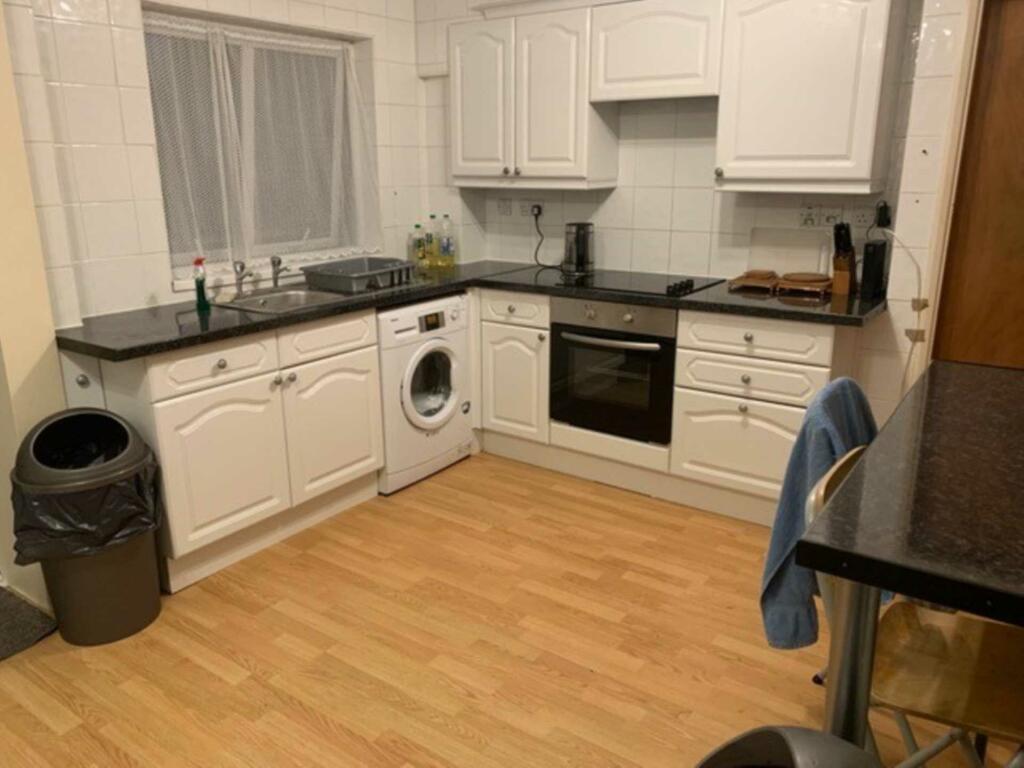 Additional image 6 of Spring Glen, Hatfield