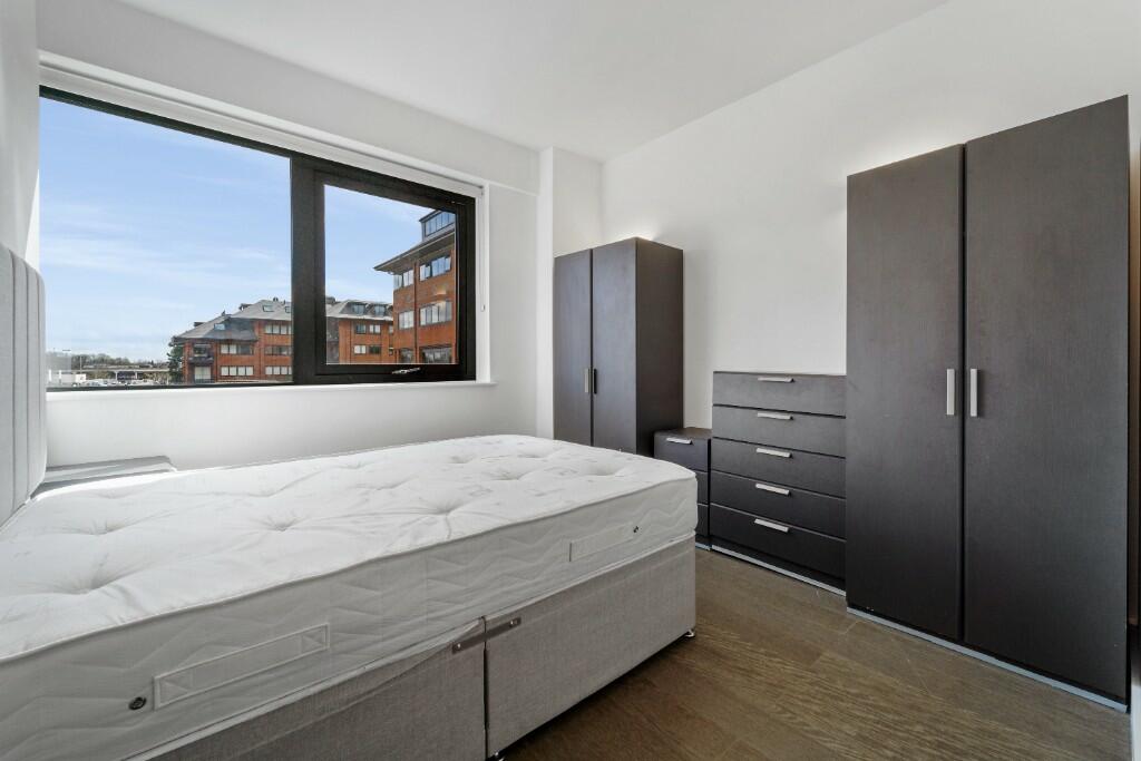 Additional image 7 of Everard Close, St. Albans, Hertfordshire, AL1