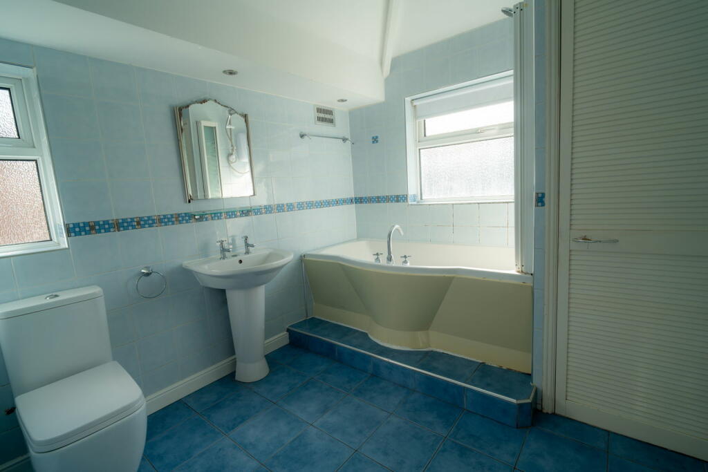 Additional image 17 of Miall Road, B28