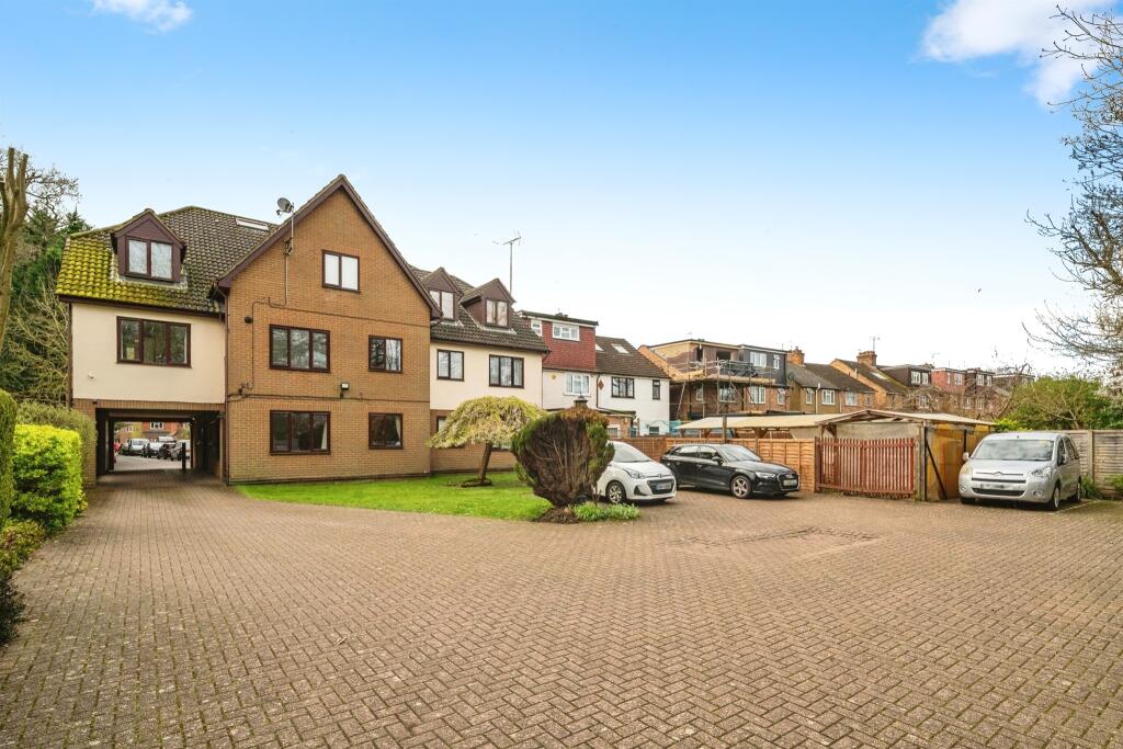 Additional image 8 of Wynchlands Crescent, Hertfordshire, St. Albans